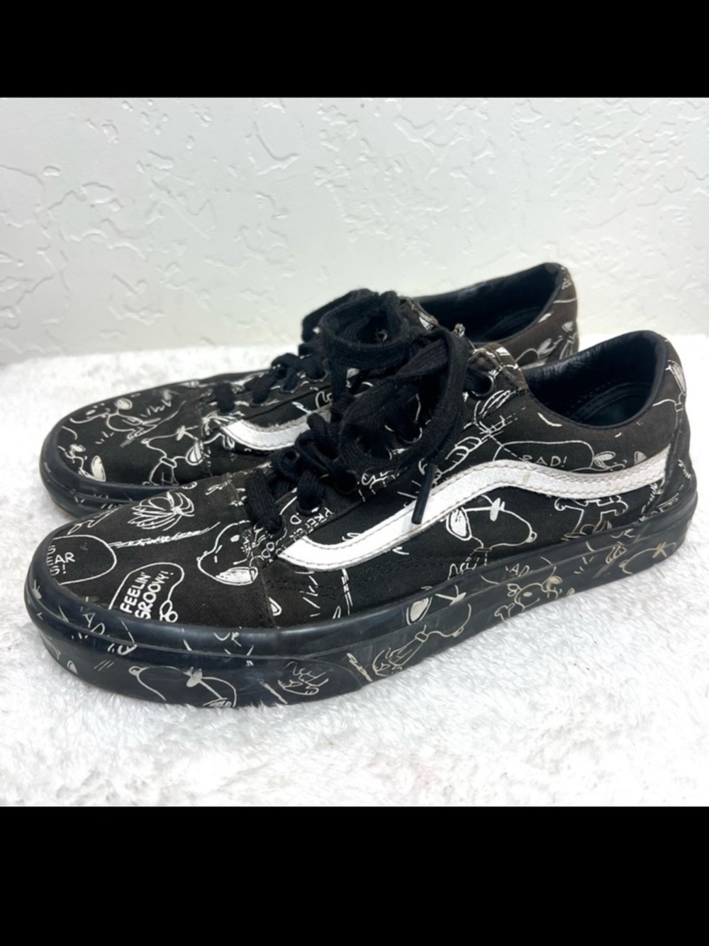Vans Old Skool x Peanuts Snoopy Sneakers Black and White Size 9 women’s